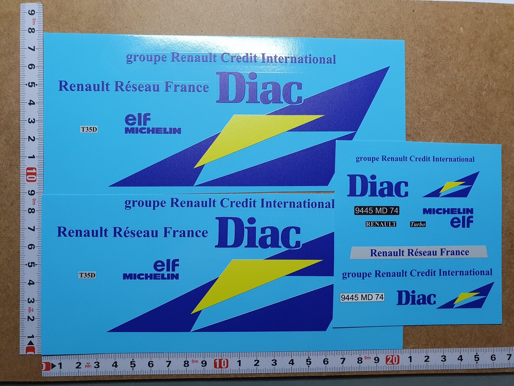 DECALS 1/18 RENAULT MASTER ASSISTANCE ” DIAC RALLY TEAM ” – MC18018 UV