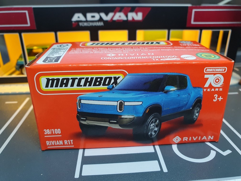 RIVIAN R1T 2021 - 1/64 MATCHBOX POWER GRAB 2023 (70 years) n°38/100 ...