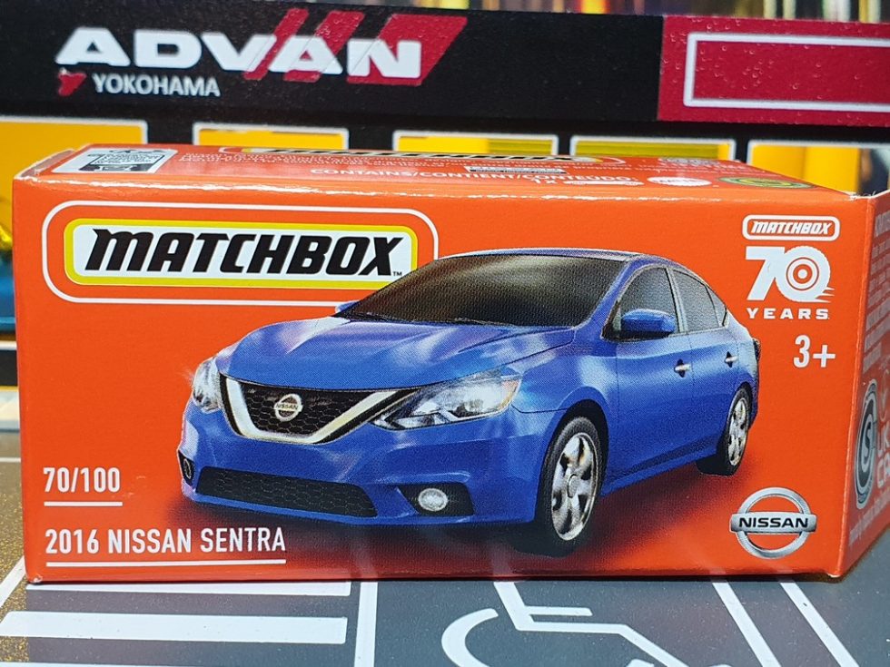 NISSAN SENTRA 2016 1/64 MATCHBOX POWER GRAB 2023 (70 years) N° 70/100