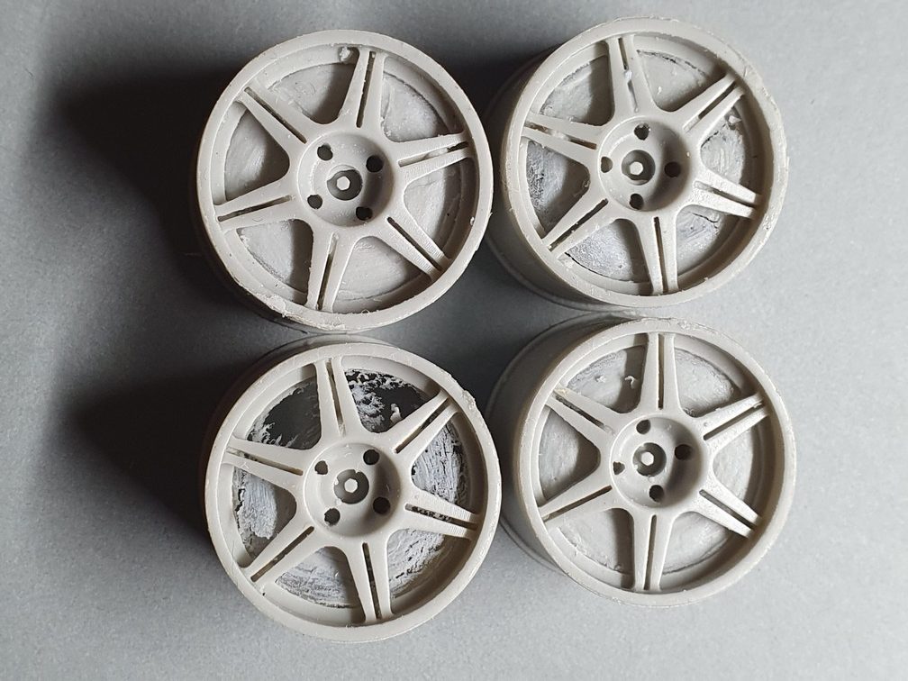 PIECES RESINE JANTES 1/24 SPEEDLINE WHEELS 6 RAYONS / 4 ECROUS 18" - TK2436 – Image 4
