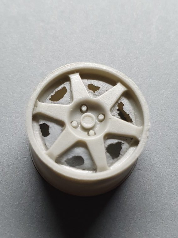 PIECES RESINE JANTES 1/24 SPEEDLINE WHEELS 6 RAYONS / 4 ECROUS 18" - TK248 – Image 3