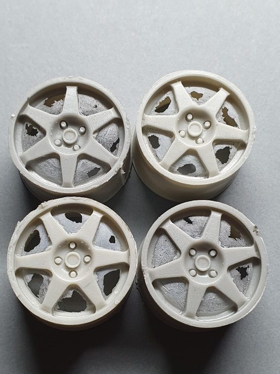 PIECES RESINE JANTES 1/24 SPEEDLINE WHEELS 6 RAYONS / 4 ECROUS 18" - TK248 – Image 4
